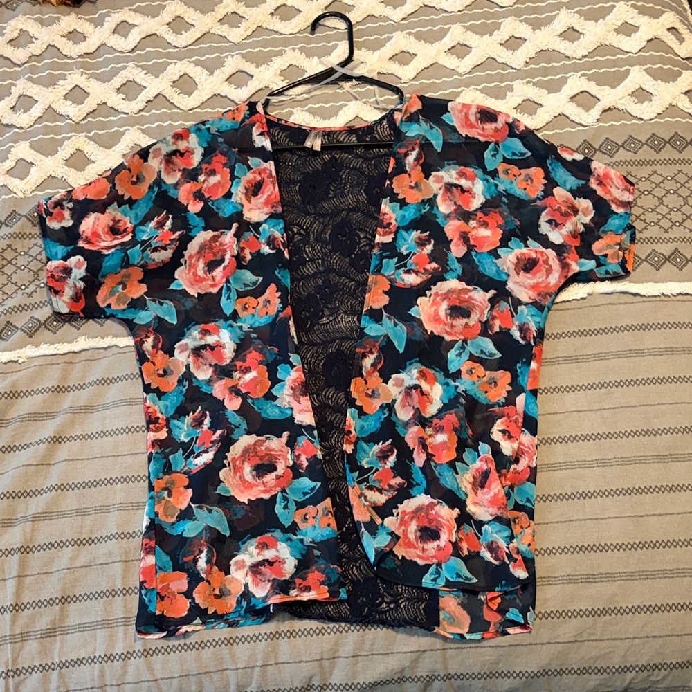 Vanity Floral Open-Front Blouse - Black and Red